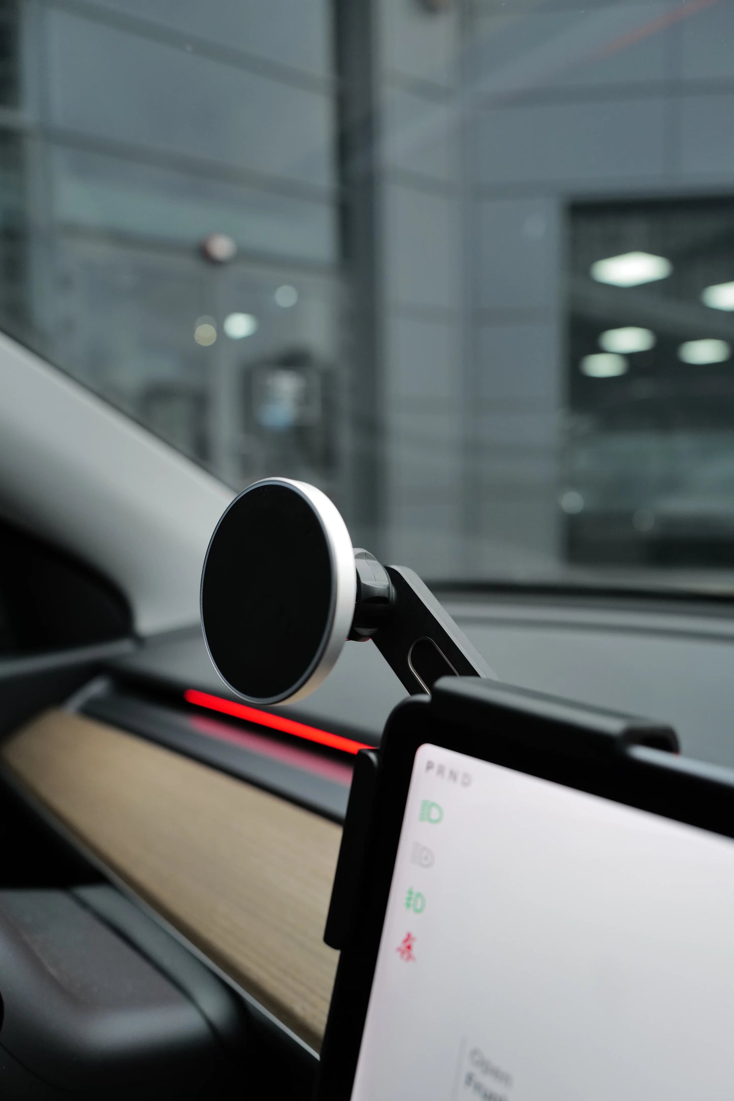 EVCORE™   MagSafe   Phone   Holder